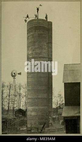 Beton Silos; eine Broschüre mit praktischen Informationen für den Landwirt und den ländlichen Auftragnehmer (1914) (20679534765) Stockfoto