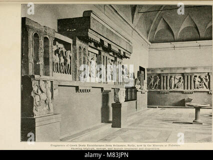 Diese umfassende Nachschlagearbeit aus dem Jahr 1912 bietet detaillierte Informationen zu Architektur, Tischlerei und Baupraktiken und dient als wertvolle Ressource für Fachleute und Studenten in diesen Bereichen. Stockfoto