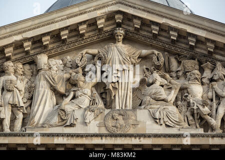 Eingang und Giebel des Pantheon, Paris, Frankreich Stockfoto