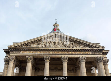 Eingang und Giebel des Pantheon, Paris, Frankreich Stockfoto