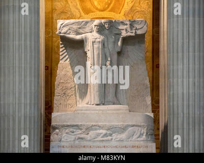 Skulptur mit Allegorien des Gedächtnisses und der Herrlichkeit zu unbekannten Toten des Ersten Wold Krieg von Henri Bouchard, 1924, das Pantheon, Paris, Frankreich Stockfoto