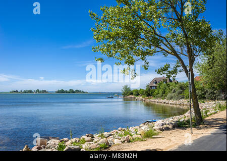 Blick über die Bucht Weitere Reede, Lemkenhafen, Fehmarn, Ostsee, Schleswig-Holstein, Deutschland, Europa Stockfoto