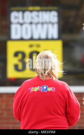 Toys R Us Store in Hove heute 14 Mar 2018 nach der Ankündigung, dass alle Toys R Us Stores in Großbritannien in den nächsten sechs Wochen geschlossen wird, nach der die Kette Zusammenbruch in der Verwaltung. Versuche, einen Käufer für 100 Filialen der US-Händler in Großbritannien zu finden, sind gescheitert. Stockfoto