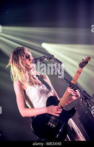 Wolf Alice an der Manchester Academy Stockfoto