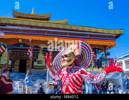 LEH, INDIEN - 21.September 2017: buddhistischer Mönch, Cham Tanz während des Ladakh Festivals in Leh Indien am 20. September 2017 Stockfoto