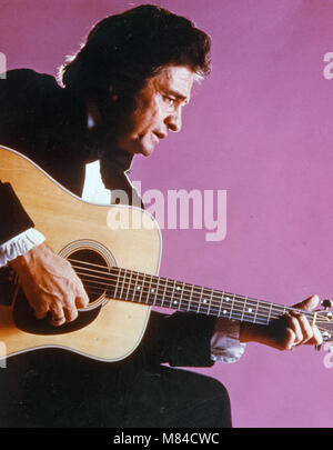 JOHNNY CASH (1932-2003) Werbemittel Foto von American Country Sänger und Songwriter Stockfoto