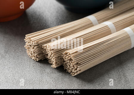 Japanische raw Soba-nudeln Bundles Stockfoto