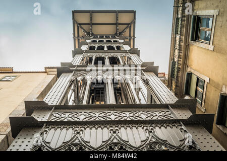 Lissabon/Portugal - 17 Februar 2018: Lissabon alten Aufzug Stockfoto
