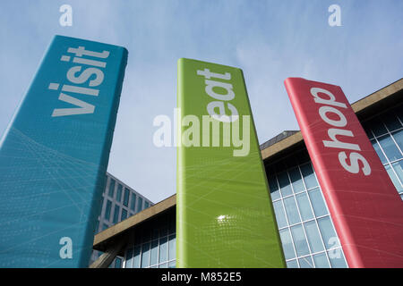 Das Design Museum, früher die Commonwealth Institut, auf der Kensington High Street, Kensington, London, Großbritannien Stockfoto