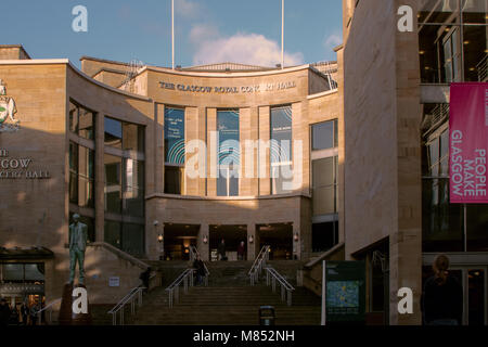 Glasgow Royal Concert Hall, als von der Buchanan Street, Glasgow, Schottland gesehen Stockfoto
