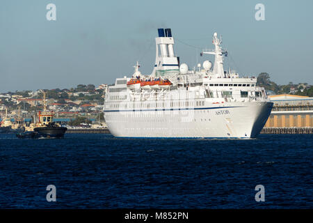 Kreuzfahrtschiff Astor Abflug von Fremantle, Western Australia Stockfoto