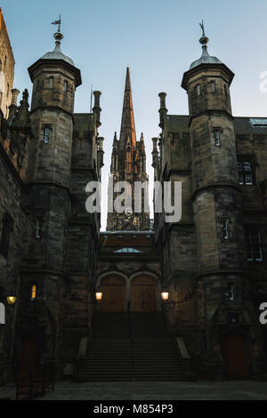 Die Nabe und die neue Hochschule Universität Edinburgh Stockfoto