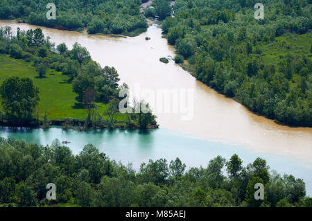 Blick auf den Fluss Buna nach dem Zusammenfluss mit dem Fluss Drin, Shkodra, Albanien Stockfoto