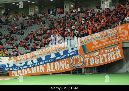 Ajinomoto Stadion, Tokio, Japan. 14 Mär, 2018. Albirex Niigata Fans, 14. MÄRZ 2018 - Fußball: 2018 J.-Liga YBC Levain Cup Gruppe ein Match zwischen FC Tokyo 1-0 Albirex Niigata an Ajinomoto Stadion, Tokio, Japan. Credit: yohei Osada/LBA SPORT/Alamy leben Nachrichten Stockfoto