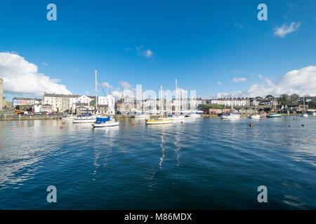 Caernarfon am Fluss Seiont auf der North West Wales Küste Stockfoto