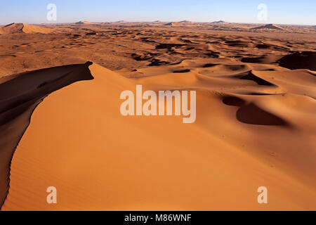 Luftaufnahme der riesigen Sanddünen, Riad, Saudi-Arabien Stockfoto