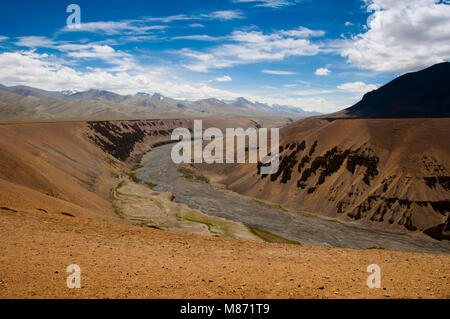 Sumkhel Lungpa River Valley, Sumkhar Tokpo, Pang Canyon, Pang, Himalaya, Jammu und Kaschmir, Indien Stockfoto