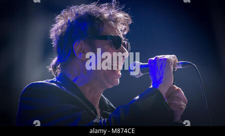 Echo & Bunnymen Spielen auf der Hauptbühne am siegreichen Festival 2016, Fareham, Hampshire Stockfoto