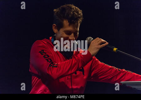 Mark Ronson spielen das Schloss Stadium an der siegreichen Festival 2016, Fareham, Hampshire Stockfoto