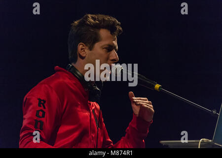 Mark Ronson spielen das Schloss Stadium an der siegreichen Festival 2016, Fareham, Hampshire Stockfoto