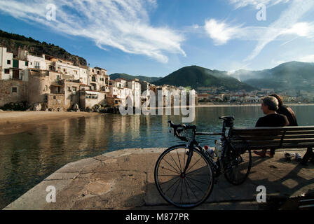 Die Bucht von Cefalù Stockfoto