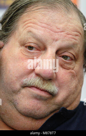 Warschau, Pommern/Ostsee/Polen - 2006/11/21: Richie Giachetti - Trainer von Steven Ormain Cunningham, professioneller Boxer in der Pressekonferenz vor dem IBF Cruiserwe Stockfoto