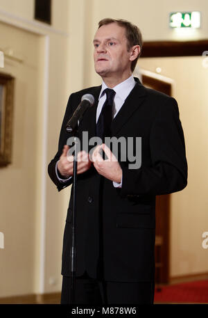 Warschau, Pommern/Ostsee/Polen - 2007/11/27: Donald Tusk, polnischer Ministerpräsident und Führer der Bürgerplattform PO während einer schrankpresseanweisung Stockfoto