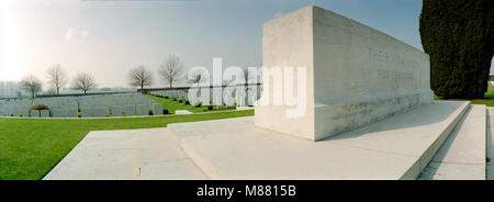 Blick auf militärische Friedhof des ersten Weltkrieges bei Ypern Stockfoto