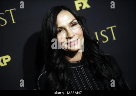 NEW YORK, NY - 14. März: Famke Janssen besucht die FX Networks' 'Trust' New York Screening im Florence Gould Hall am 14. März 2018 in New York City. Personen: Famke Janssen Stockfoto