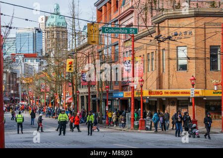 VANCOUVER, Kanada - 18. Februar 2018: Chinatown in Chinese New Year Parade in Vancouver. Stockfoto