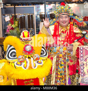 Das chinesische Neujahr feiern, Raffles Place, Innenstadt, Zentrum, Singapur Insel (Pulau Ujong), Singapur Stockfoto