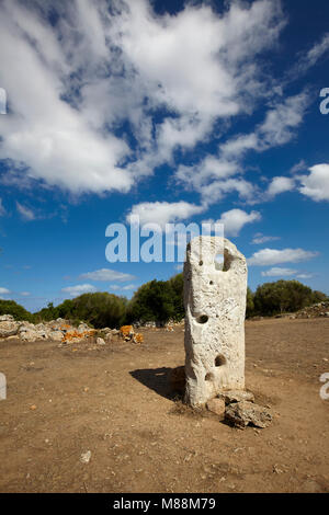 Die megalithischen monolith Steine im Talatí de Dalt Siedlung, Menorca, Balearen, Spanien Stockfoto