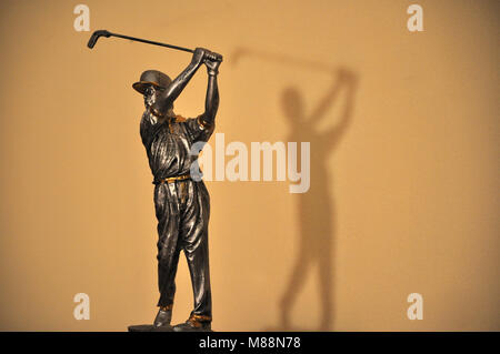 Nahaufnahme von Ist-Platz Golf Trophy Stockfoto