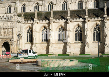 Die Kathedrale von Gloucester einschließlich Wiederherstellung und Erhaltung laufende Arbeiten Stockfoto