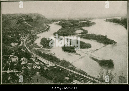 Geführte Touren zum Yellowstone Park über Gardiner Gateway - Original und Eingang Nord (1914) (14778892073) Stockfoto