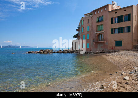 Plage de La Ponche, Strand betweenn Tour du Portalet und La Tour Vieille, Saint Tropez, Côte d'Azur, Südfrankreich, Cote d'Azur, Frankreich, Europa Stockfoto