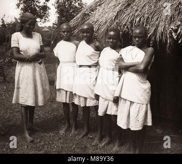 1940 East Africa - Kikuyu Kinder Kenia Stockfoto