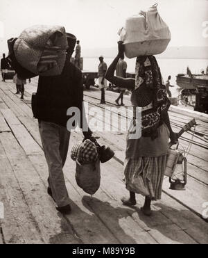 1940 East Africa - passagierfähre Robert Coryndon, die über den Lake Albert zwischen Uganda und der belgischen Kongo (heute DR Kongo) gesegelt Stockfoto