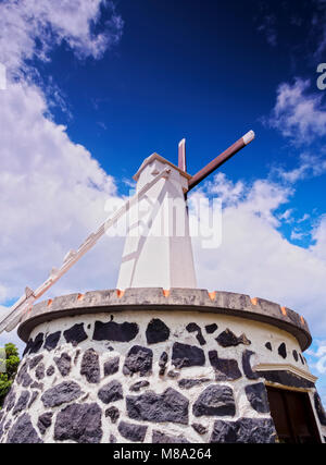 Traditionelle Windmühle in Manadas, Sao Jorge Island, Azoren, Portugal Stockfoto