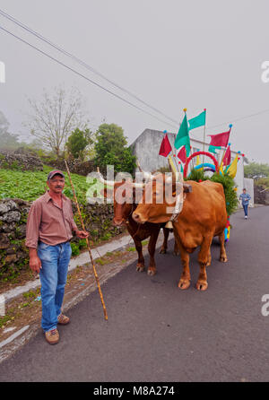 Cortejo do Espirito Santo, Heiliger Geist fest Prozession, Sao Jorge Island, Azoren, Portugal Stockfoto