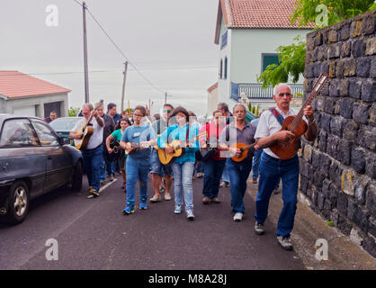 Cortejo do Espirito Santo, Heiliger Geist fest Prozession, Manadas, Sao Jorge Island, Azoren, Portugal Stockfoto