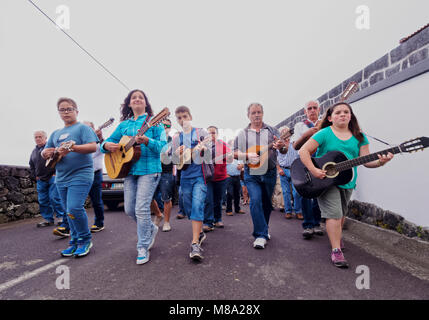 Cortejo do Espirito Santo, Heiliger Geist fest Prozession, Manadas, Sao Jorge Island, Azoren, Portugal Stockfoto