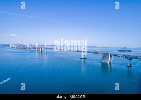 Große Seto Bridge View von shami Nakanda Strand, Sakaide Stadt in der Präfektur Kagawa in Japan. Stockfoto