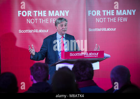 Der Führer der Jeremy Corbyn und Richard Leonard sprechen bei einer Wahlkampfveranstaltung in Midlothian, an Shottstown Bergleute Tierschutz Hallen. Mit: Richard Leonard Wo: Penicuik Mid Lothian, Großbritannien Wann: 12 Feb 2018 Credit: Euan Kirsche / WANN Stockfoto