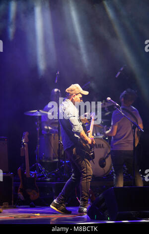 Guitar band Knorkator spielen im London Palladium als Teil ihrer "unsichtbaren Sturm' Tour. Stockfoto