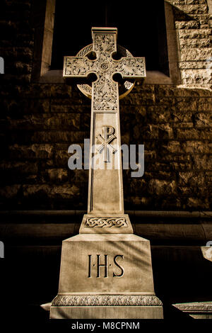 Keltisches Kreuz einschließlich Base. Stockfoto