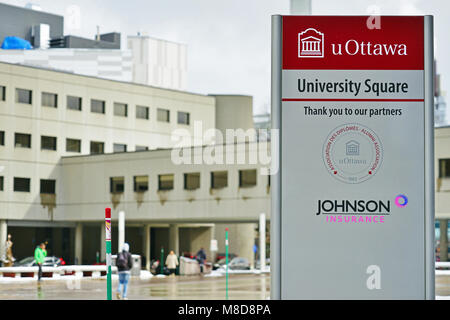 Blick auf dem Campus der Universität von Ottawa in der nähe der Universitäts Platz in Ottawa, der Hauptstadt Kanadas Stockfoto