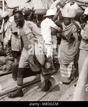 1940 East Africa - passagierfähre Robert Coryndon, die über den Lake Albert zwischen Uganda und der belgischen Kongo (heute DR Kongo) gesegelt Stockfoto