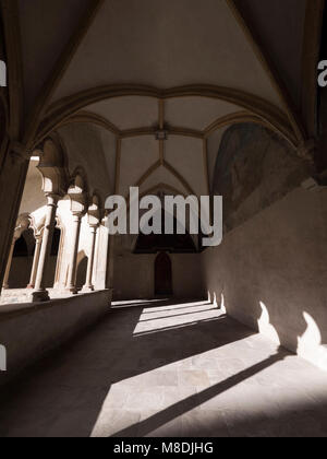 Kreuzgang in das Franziskanerkloster in Bozen, Südtirol, Trentino, Italien, Europa Stockfoto