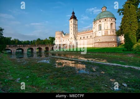 Das Schloss im Stil der Renaissance in Krasiczyn, Polen Stockfoto